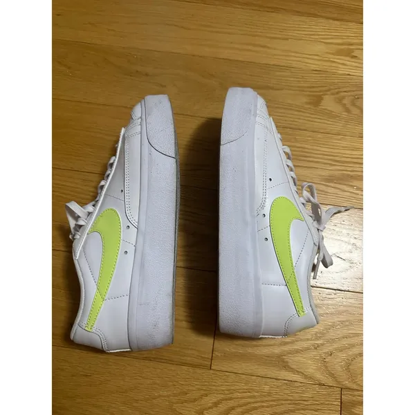 Nike Blazer Low Platform " White/Black/Light Lemon Twist" Size 8.5 - Image 5
