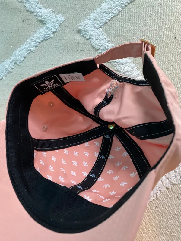Adidas pink hat - Image 3