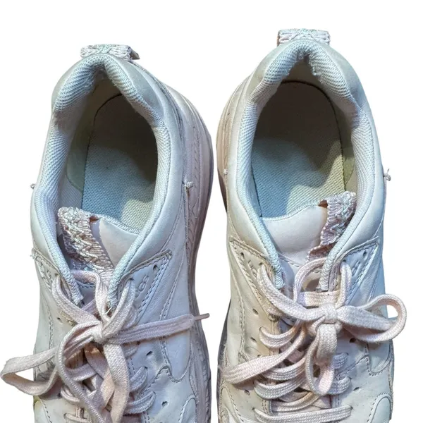 UGG Shoes Womens Size 10 Pink‎ Leather Trail Sneakers Lug Sole Comfort 1119714 - Image 4