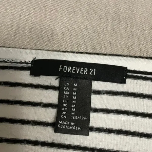 FOREVER 21 - Image 4