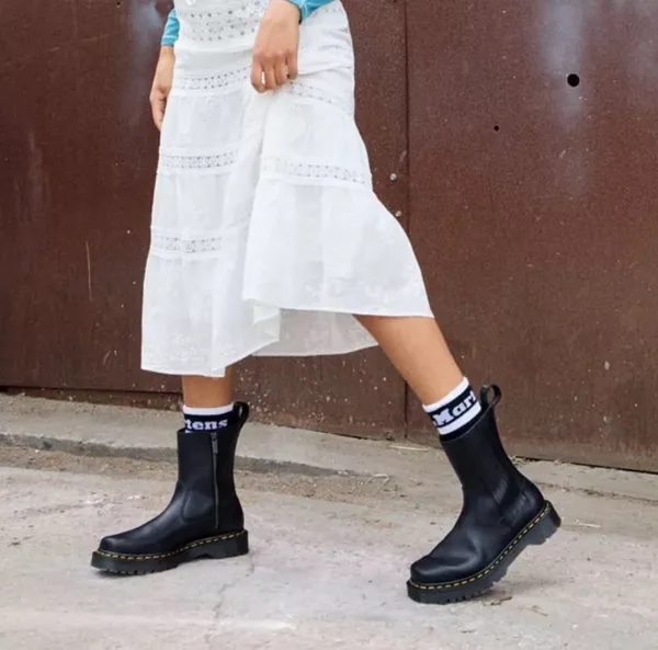 DR MARTENS Amaayah LO black leather zippered boots shoes women’s 7 new - Image 9