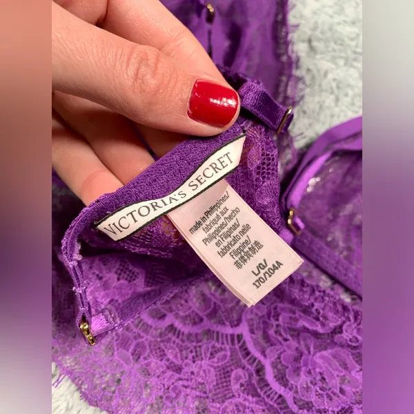 Victoria’s Secret Purple Lace Bralette large - Image 7