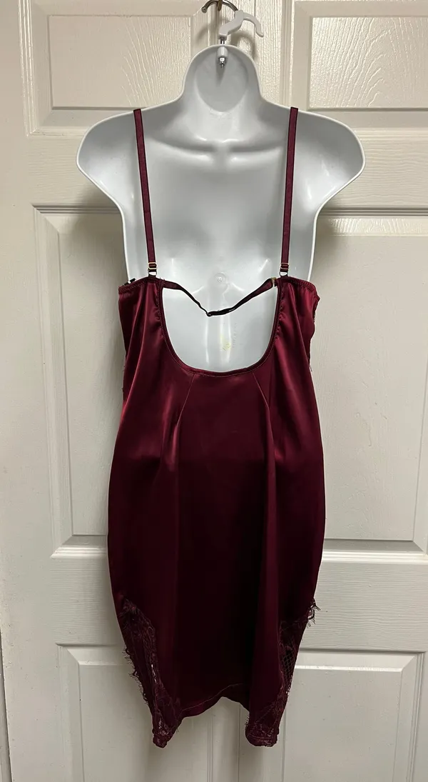 Tic Toc Burgundy Body Con Dress - Image 11