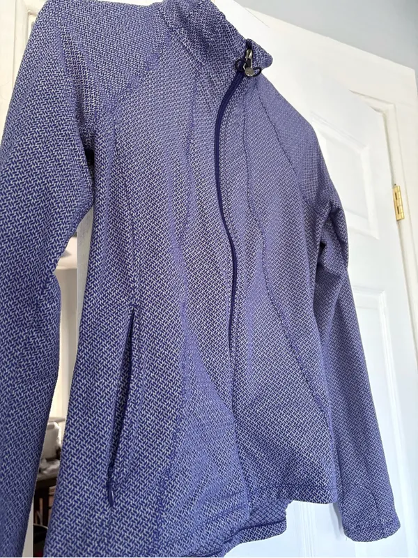 Athleta Criss Cross Hope Full-Zip Athletic Jacket Blue Patterned Size Small - Image 2