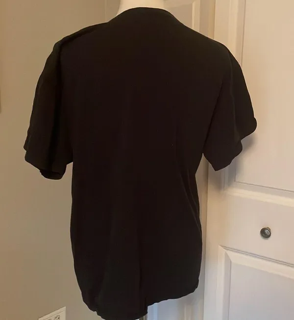 D. A. R. E V Cut Black T Shirt Size L - Image 4