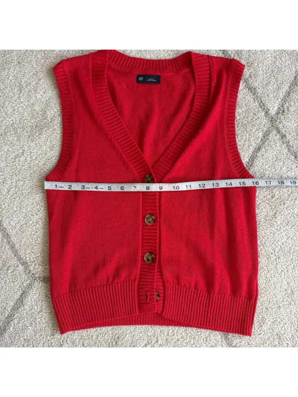 GAP Red Button Front Sweater Vest Preppy Y2K Knit Back-to-School - Image 4