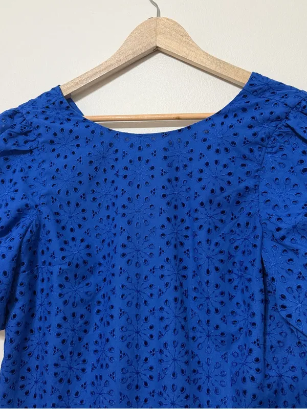Lilly Pulitzer Shaila Top Size Small Blue Boho Eyelet Blouse Beach Summer - Image 4