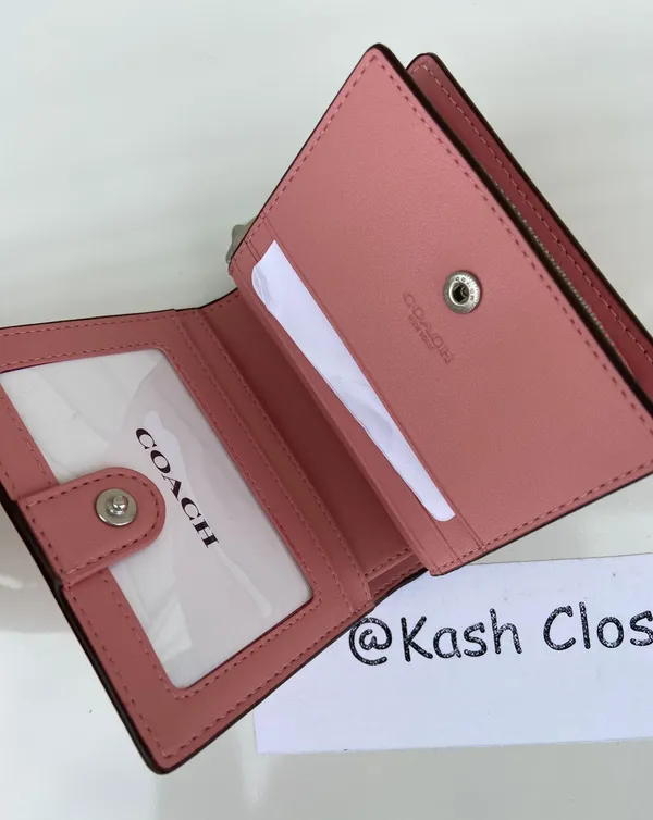 Coach Women's Boxed Daisy Printed Snap Wallet - Image 3