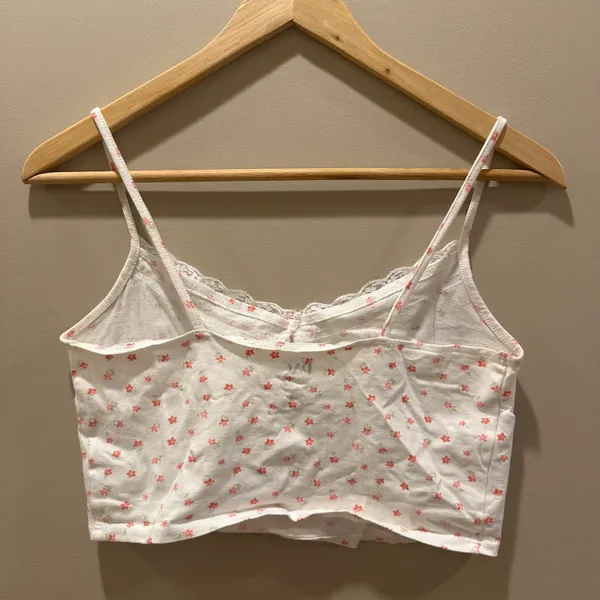 PacSun Floral Crop Tank Top - Image 4