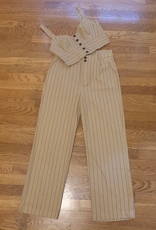 Pinstripe pants and crop top matching set two piece pant set size M - Image 9