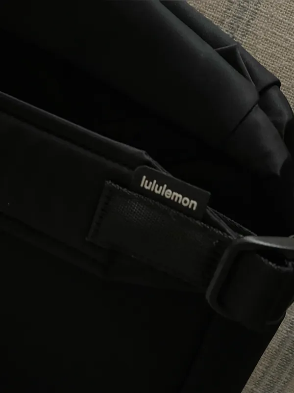 Lululemon Everywhere Backpack 22L in Black - Image 6