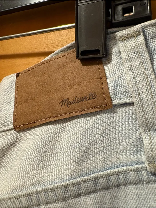 Madewell Light Blue Distressed Boyfriend Jeans size 32 - Image 5