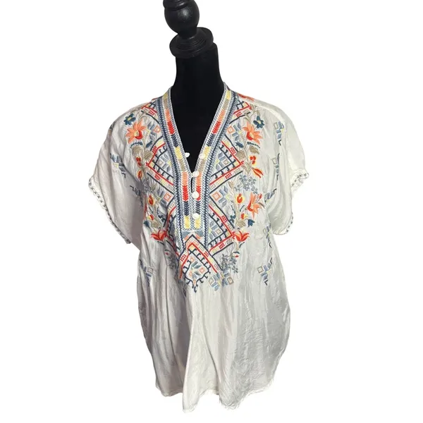 Johnny Was White Embroidered BOHO Oversized Tunic Top Size XS Peasant Festival - Image 3