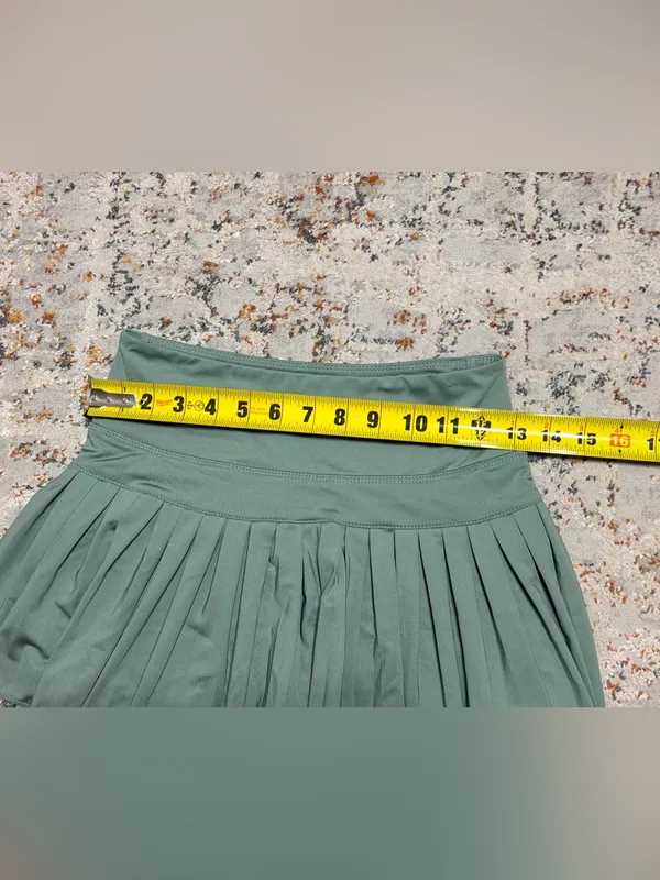 Gold Hinge Pleated Tennis Skirt skort sea green sage Small - Image 4