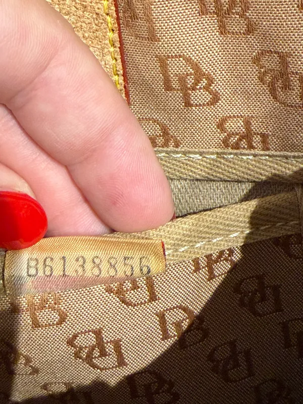 Vintage Dooney & Bourke Tassel Monogrammed Purse - 90’s Brown Leather - Image 9