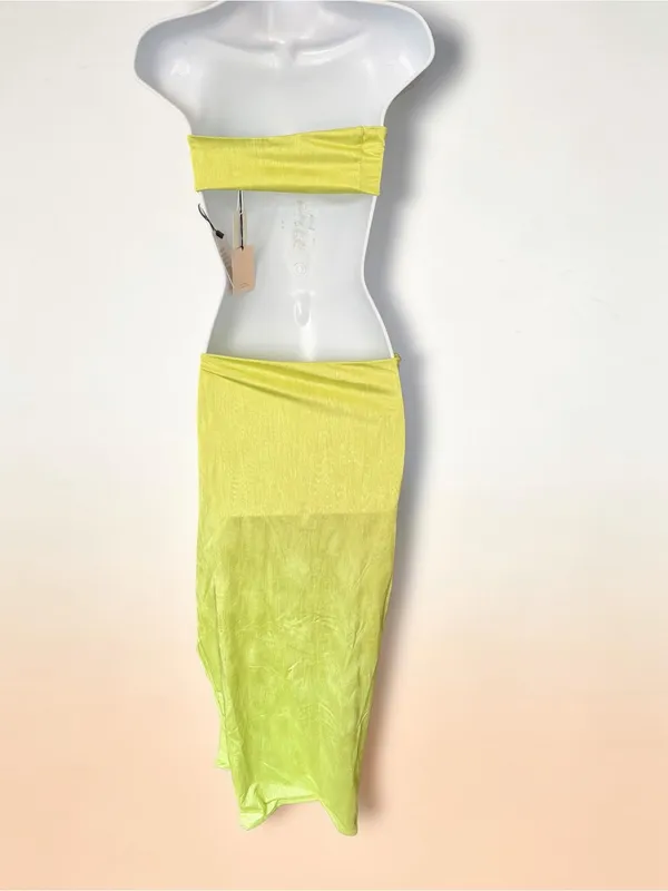 Super down- Karolyna Maxi Skirt Set Neon Lime Two-Piece Strapless Set Size XS - Image 5