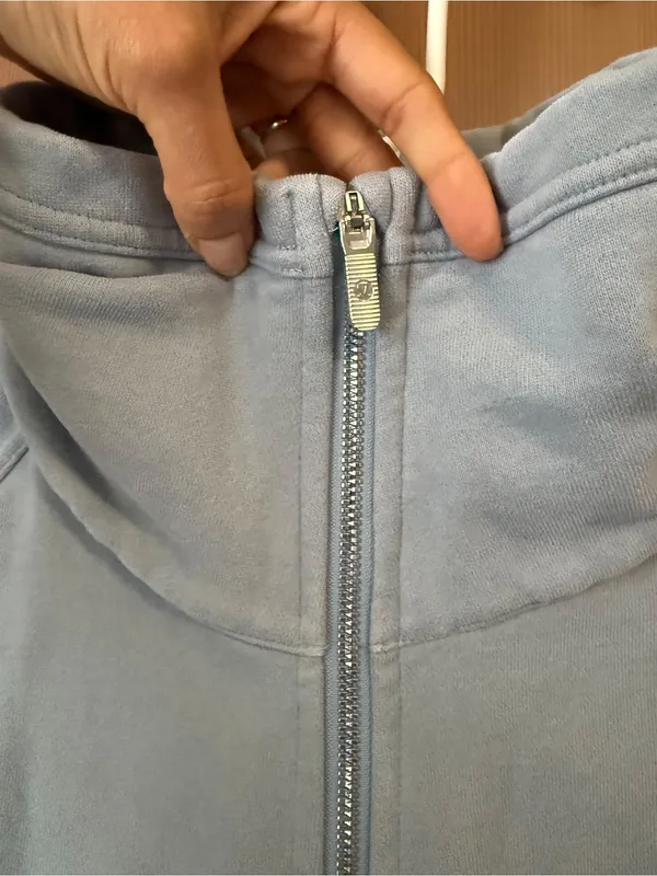 Lululemon Radiant Jacket II in Chambray Sz: 4 - Image 9