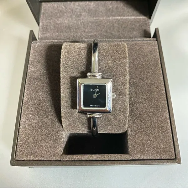 Auth Gucci 1900L Watch‎ Sapphire Crystal Silvertone Swiss Made Water Resistant - Image 2