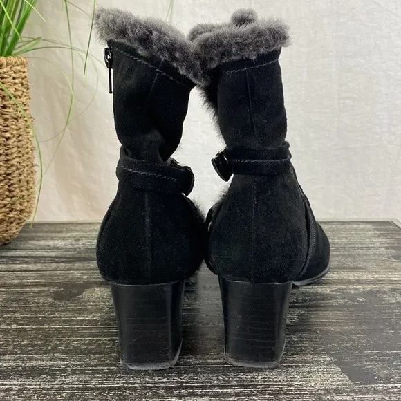 Stuart Weitzman Black Suede Fur Lined Zip Up Ankle Boots 5.5 - Image 5