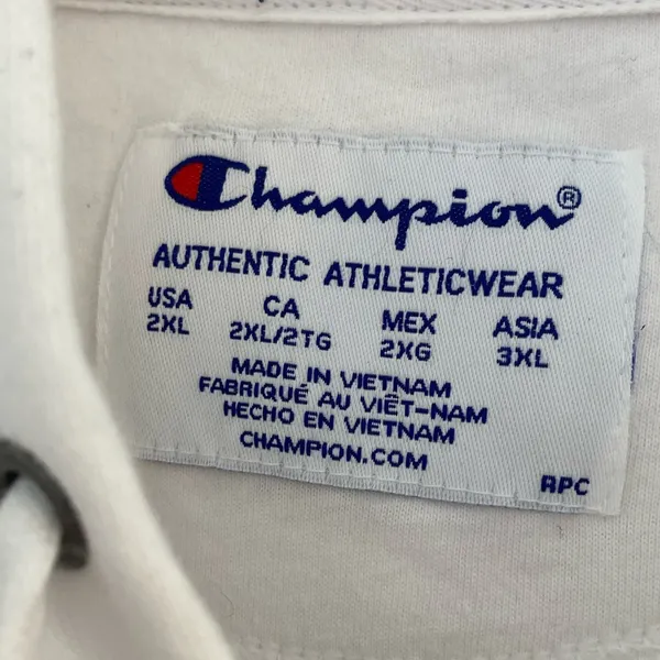 White Champion zip-up hoodie🤍 - Image 2