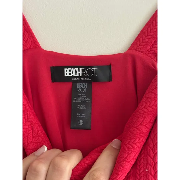 BEACH RIOT Tyler Merry Red One Piece Swimsuit Size Small - Image 6