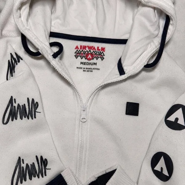 Airwalk White Zip-Up Hoodie Bold Logo Sleeve Graphics Y2K Skater M - Image 2