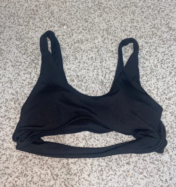 SheIn Bikini Top - Image 2