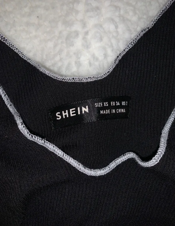 SheIn V Neck Ribbed Top - Image 2