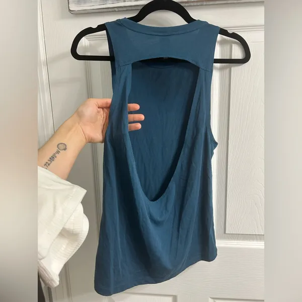 Victoria’s secret sport teal open back active wear top - Image 2