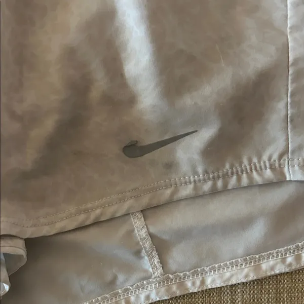 Nike Women's White & Tan Athletic Shorts - Image 4