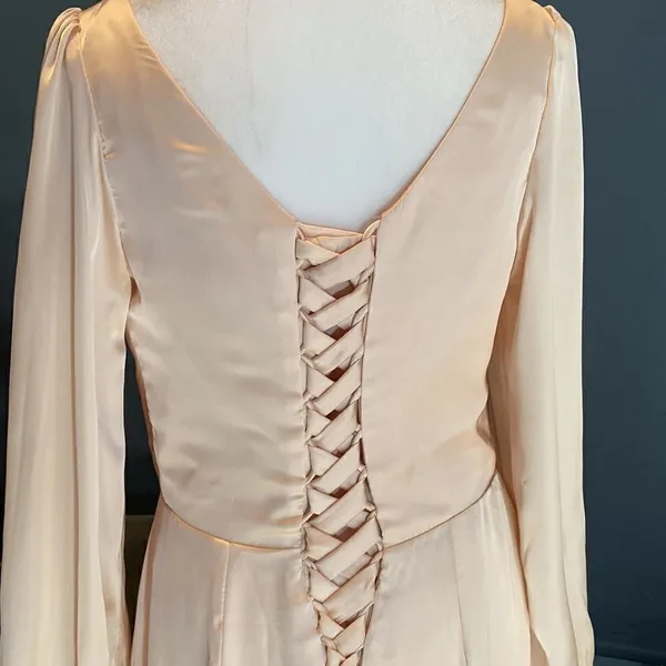 Women’s Full length V Neck Long Sleeve Corset Back Dress Size 6 - Image 7