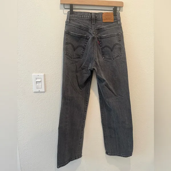 LEVI’S Ribcage Straight Jeans in Washed Black‎ size 24 - Image 5