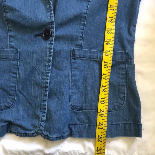2000s Fitted Navy Blue Jean denim blazer jacket with front pockets office siren core Measurements in pics, excellent condition #grunge #preppy #minimalist - Image 4
