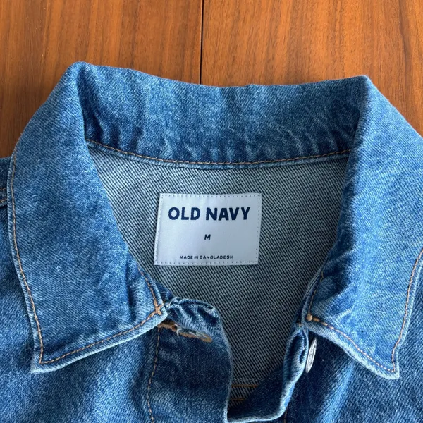 Old Navy Denim Jacket M Relaxed Classic Medium Wash Trucker Fall Layering Preppy - Image 6