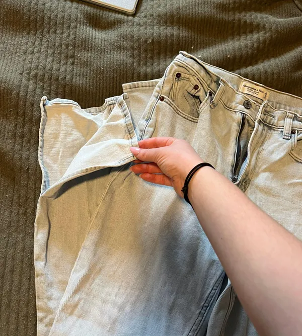 Abercrombie Slim Straight High Rise Jeans - Image 8
