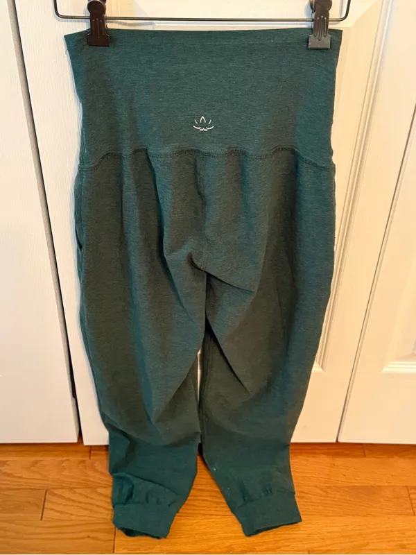 Beyond Yoga Spacedye Beyond the Bump Maternity Midi Jogger in Dark Spruce Green - Image 3