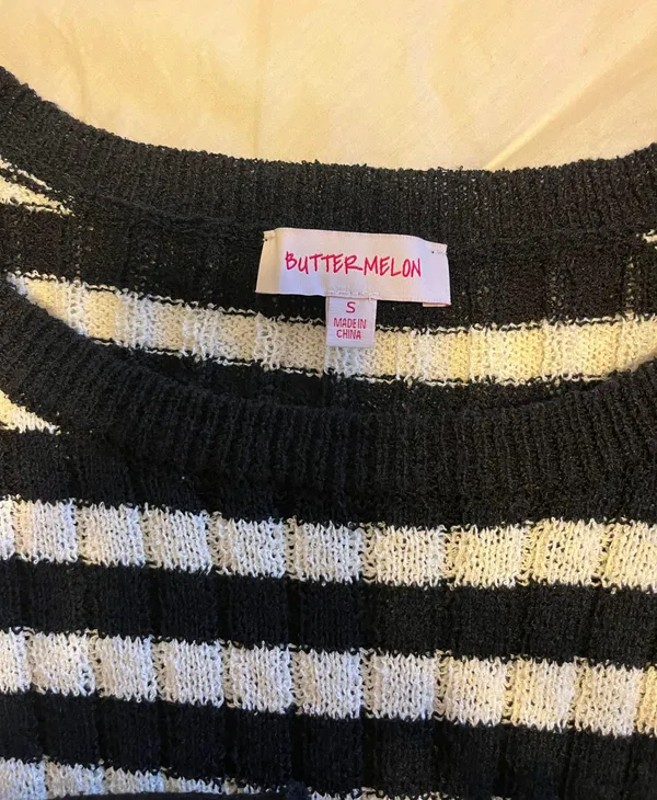 Triple Threads Cropped Sweater White - Image 2
