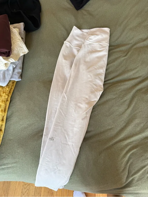 Alo Alosoft High-Waist 7/8 Highlight Legging - Image 2