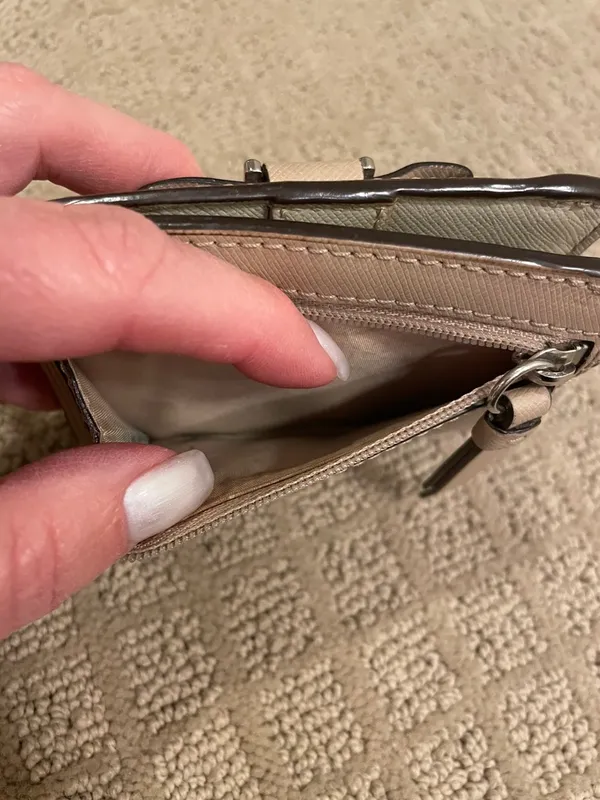 Coach Women’s Bow-Accent Compact Wallet - Nude - Image 6