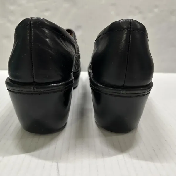 Ariat Strathmore Clog Shoes Womens 8.5B‎ Black Leather Studded Floral 21201 - Image 4
