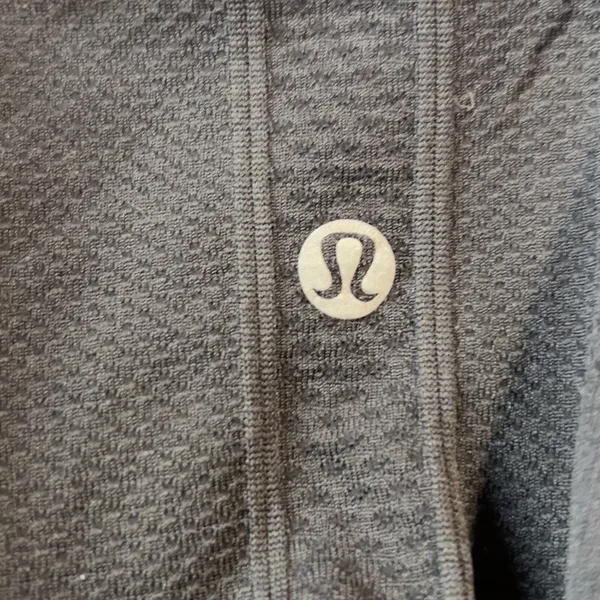 Lululemon Long Sleeve Swiftly Tech - Image 3