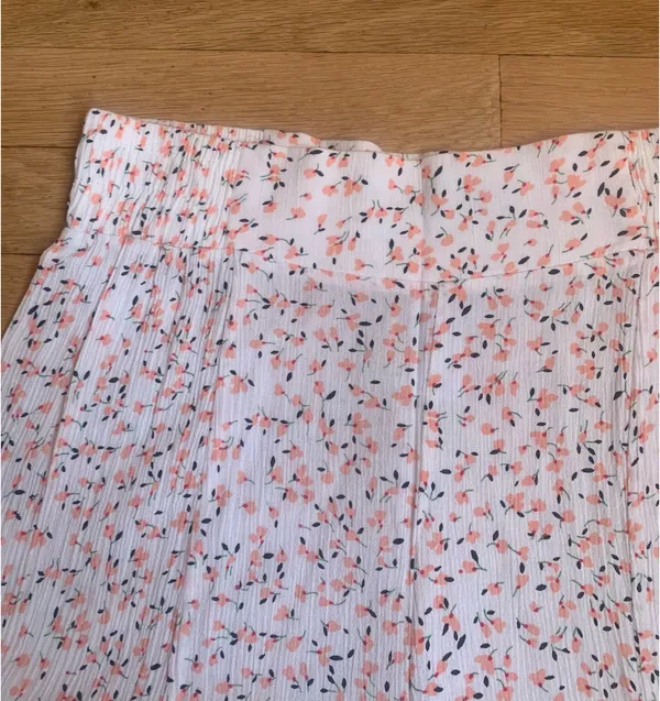 Kendall + Kylie Wide Leg Floral Pants - Image 4