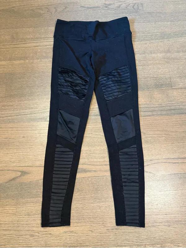 Alo Yoga Moto Black Leggings Size Small - Image 4
