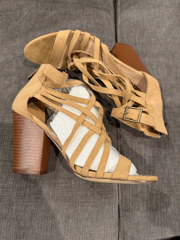 New Justfab Size 9 Women's Strappy Lace-Up Sandals - Tan - Image 2