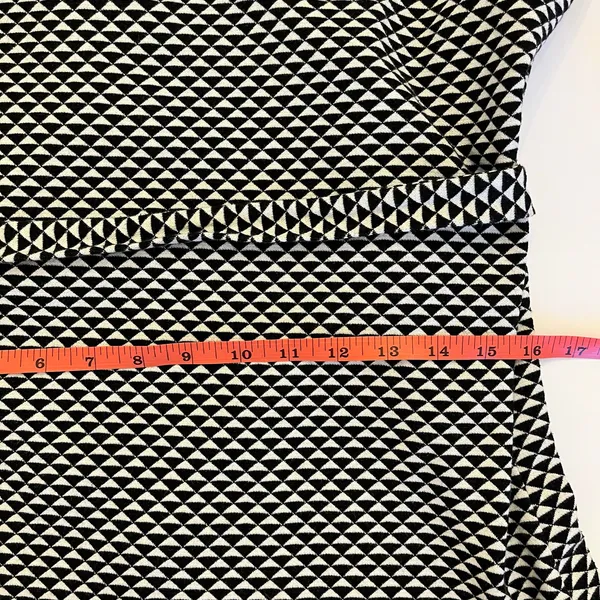 Nicole Miller Collection‎ Claudette Knit Wrap Sweater Dress L Geometric Ruffles - Image 10