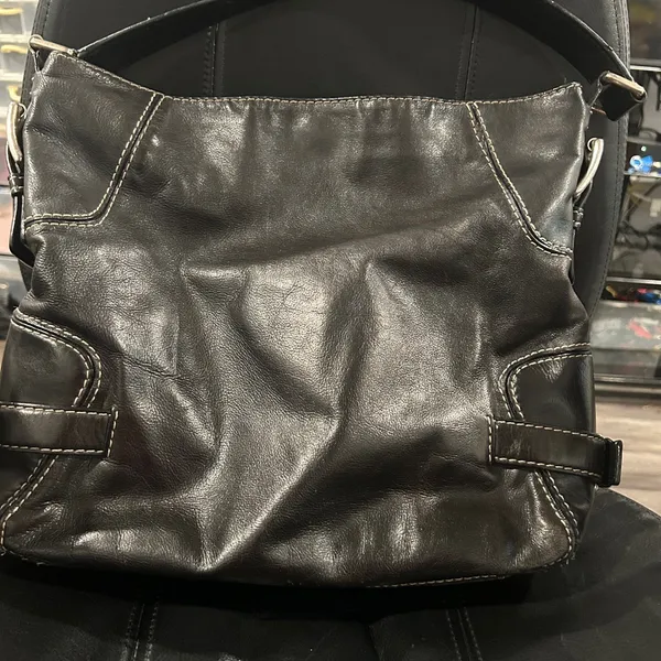 Michael Kors Black  Leather Shoulder Bag - Image 10