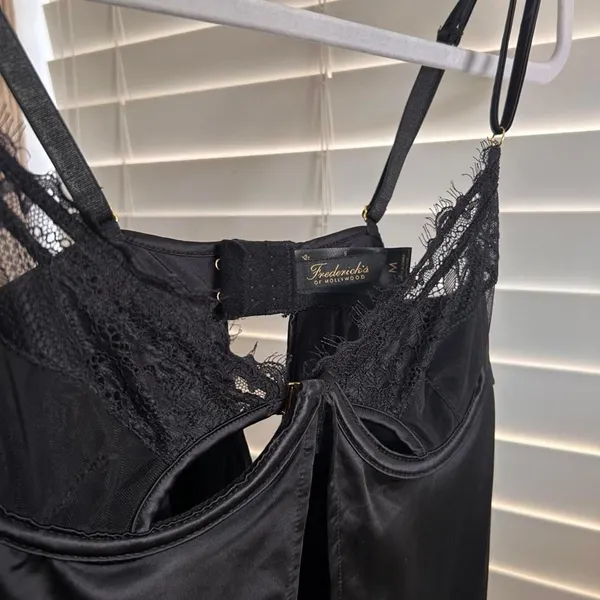 Frederick’s of Hollywood Black Satin Lace Babydoll Slip Lingerie Y2K Size Medium - Image 6