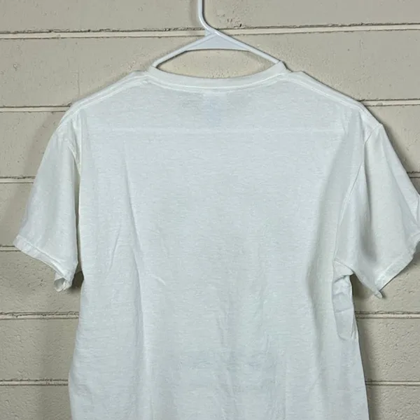 Gold’s Gym Thousand Oaks White Tee size M - Image 7
