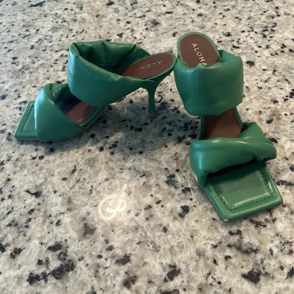 ALOHAS Revolve Twist Strap Mules In Evergreen Size 7,5 - Image 7