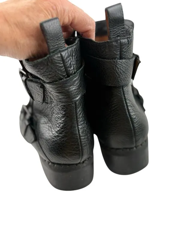 Gentle Souls Benton Moto Boots Womens Size 10 Black Pebbled Leather Combat Ankle - Image 6